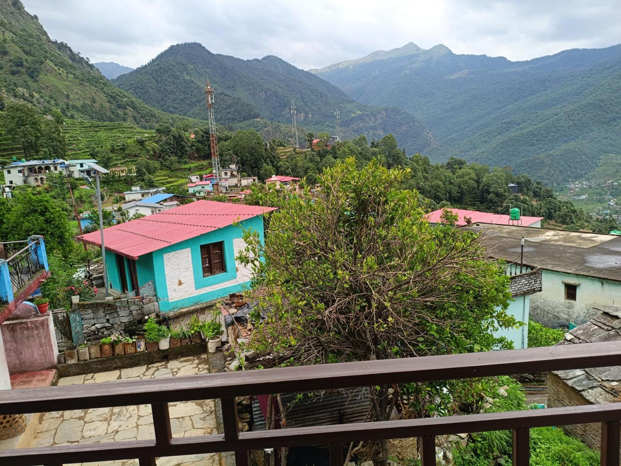 Mayur Homestay Ukhimath Bagian luar foto